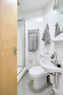 1 bedroom in a flat share to rent - 240 Burlington Rd, New Malden KT3 4NN, United Kingdom