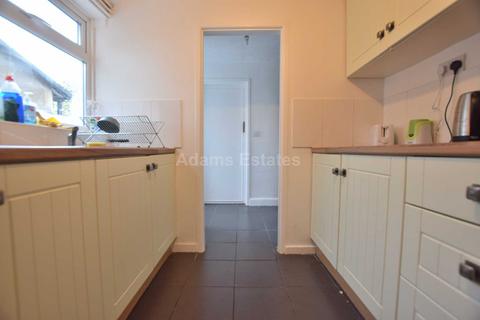 4 bedroom terraced house to rent, Essex Street, Reading