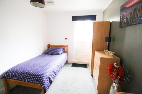 undefined, 6 Albert Terrace, Lincoln, Lincolnsire, LN5 8DG