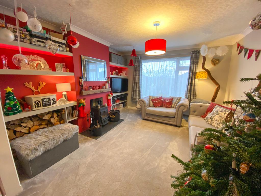 Highland Road, Torquay 3 bed semidetached bungalow £300,000