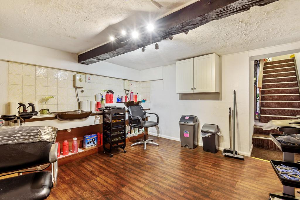 Salon