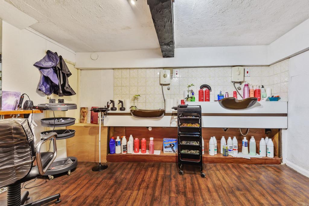 Salon