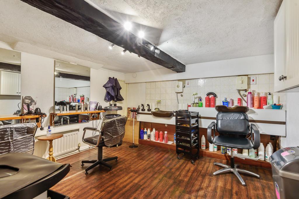 Salon