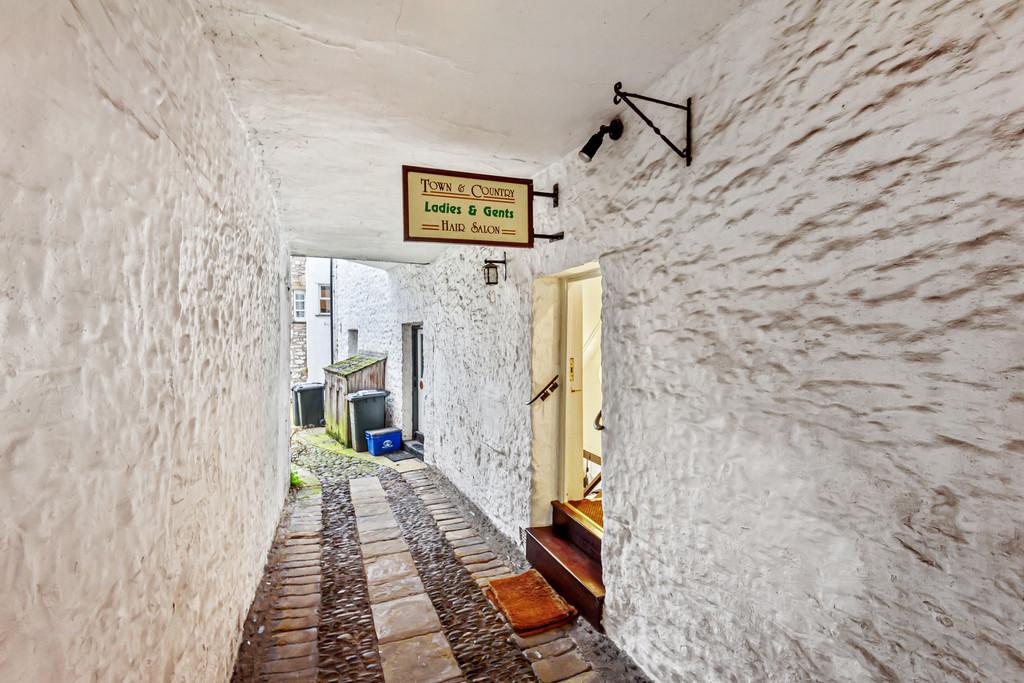 Alley