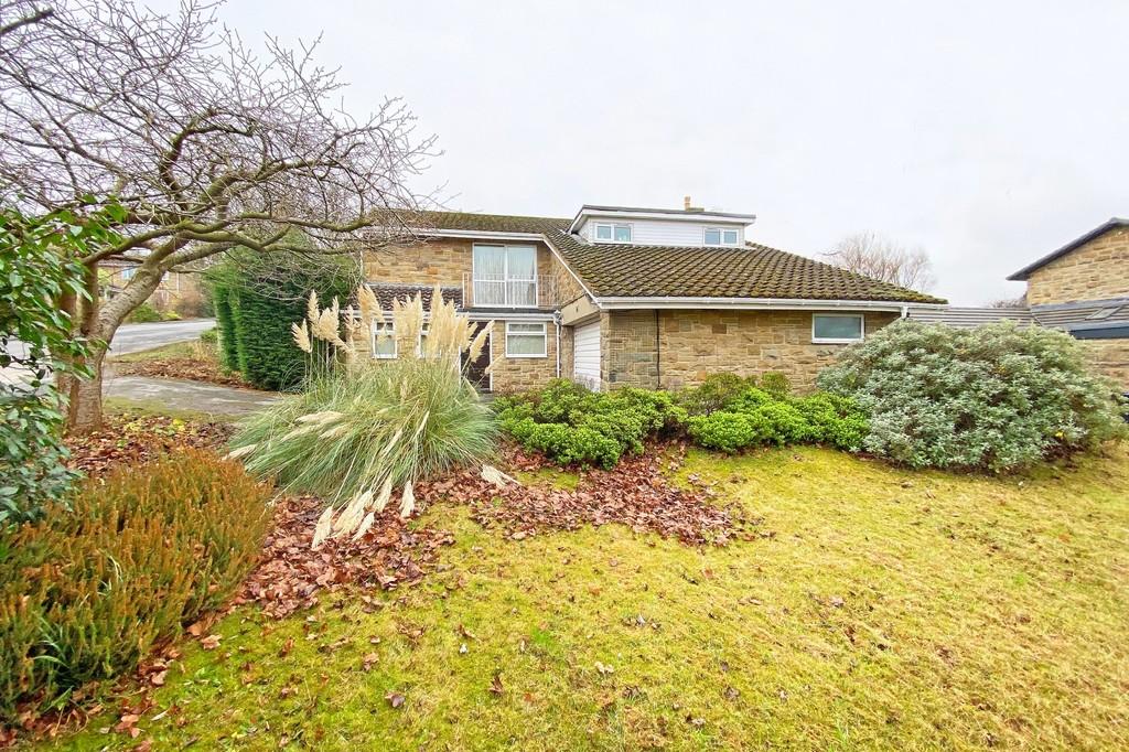 Walton Park, Pannal 4 bed detached house £600,000