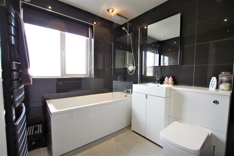 5 Poplar Close, Uttoxeter, ST14 7PZ