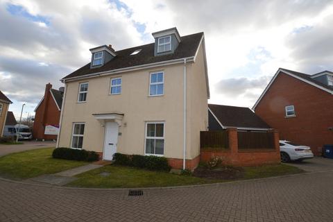 6 bedroom detached house to rent, Frenesi Crescent, Bury St. Edmunds