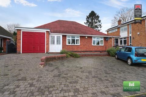 15 Glebe Crescent, Kenilworth, CV8 1JA