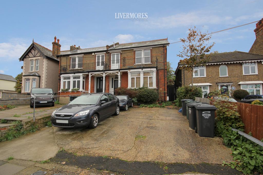 Summerhill Road, Dartford 1 bed apartment £800 pcm (£185 pw)