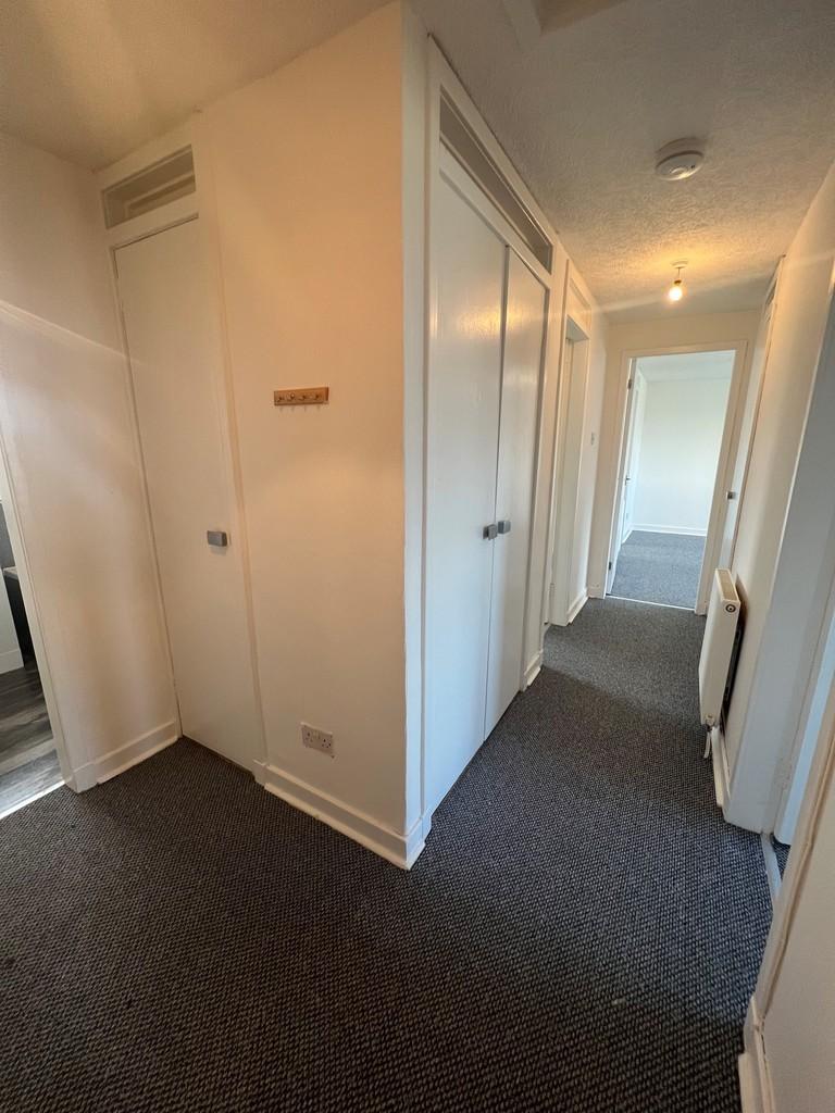 Bankhead Terrace, Lanark 2 bed apartment £550 pcm (£127 pw)