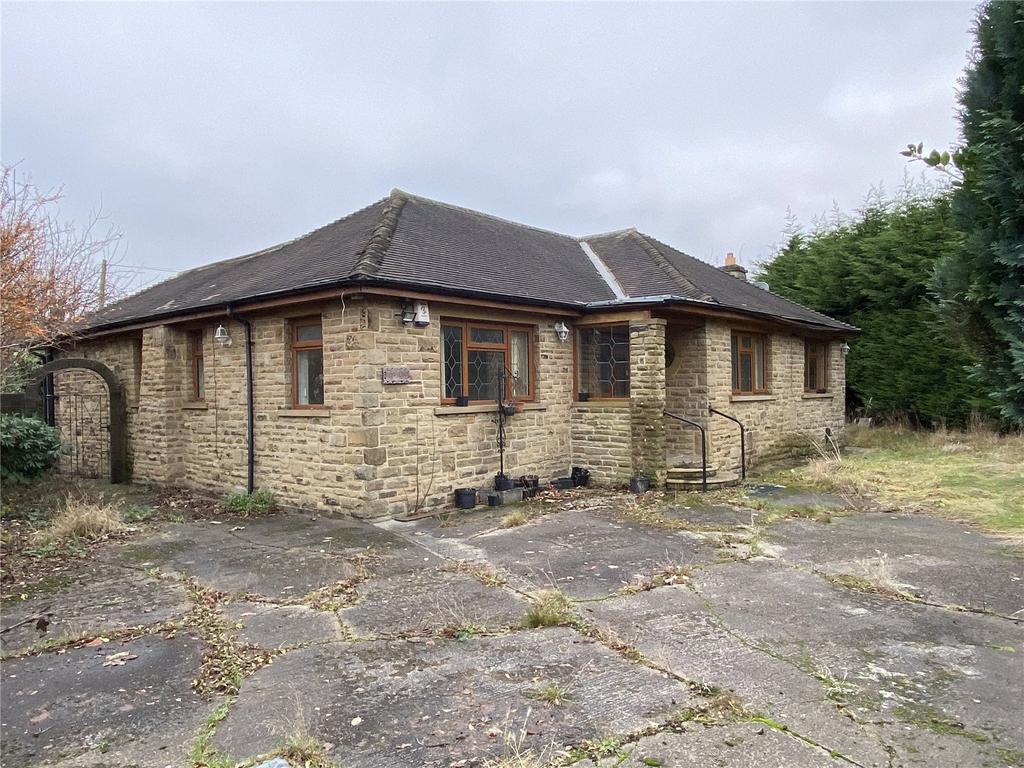 White Lee Road, Batley, WF17 4 bed bungalow £300,000