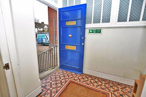 2 bedroom apartment to rent, College Road , Maidstone