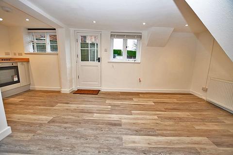 2 bedroom cottage to rent, Upper Street, Maidstone