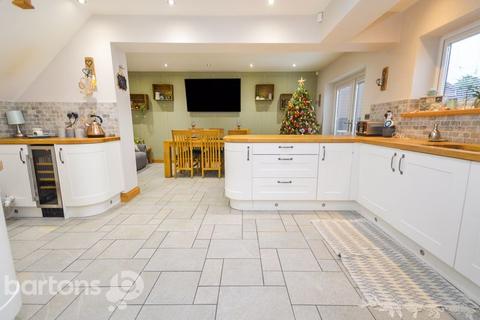 9 Creswick Close, Rotherham, S65 3QE