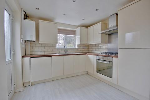 12 Essex Close, Worcester, WR2 5RW