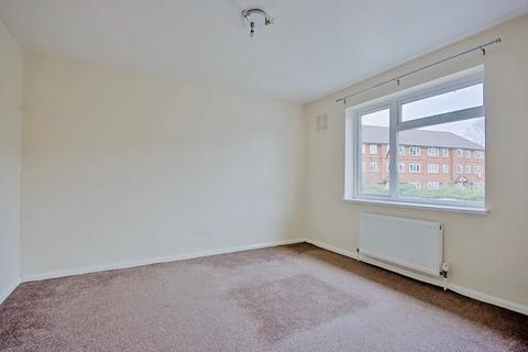 12 Essex Close, Worcester, WR2 5RW