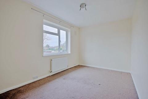 12 Essex Close, Worcester, WR2 5RW