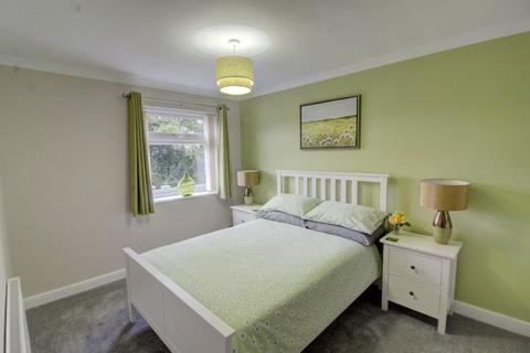25 Bracken Close, Burntwood, WS7 9BD