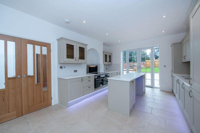 Dining kitchen