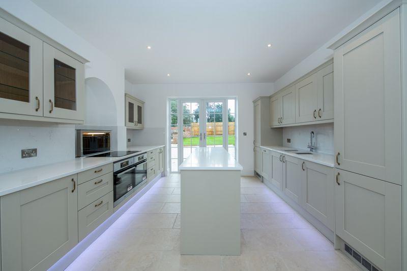 Dining kitchen