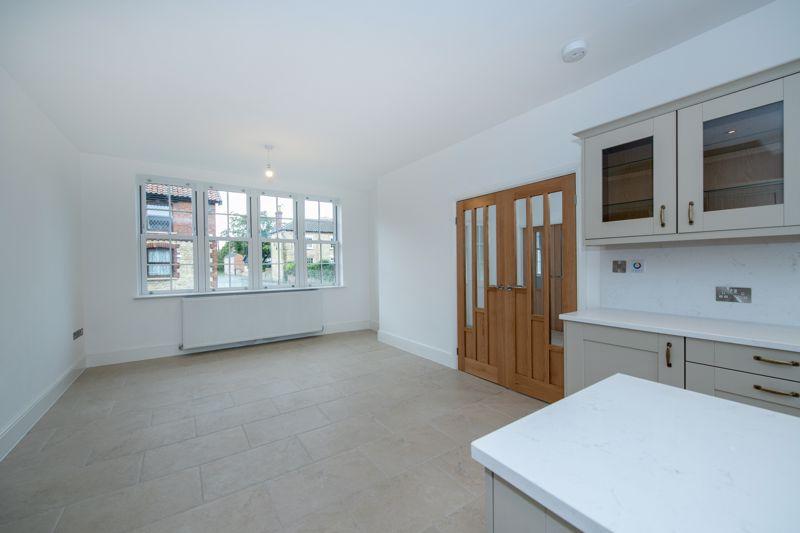 Dining kitchen