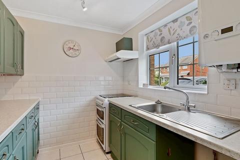 30 Doveney Close, Orpington, BR5 3WF