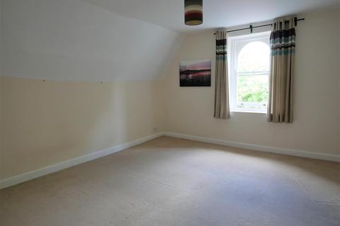 9e Albert Crescent, Penarth, CF64 1DA