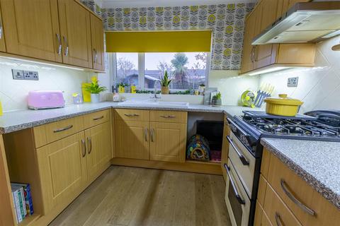 63 Broadfields, Calverton, Nottingham, NG14 6JQ