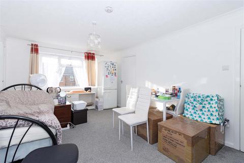 Studio for sale - Middle Road, Lancing