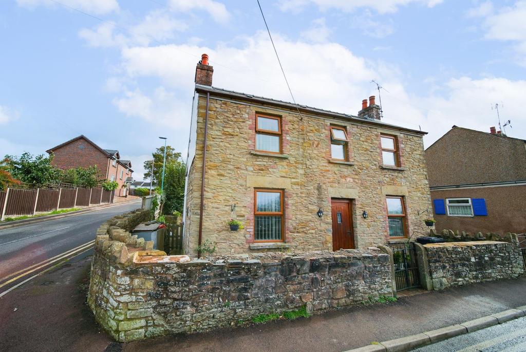Heywood Road, Cinderford 3 bed detached house £299,950