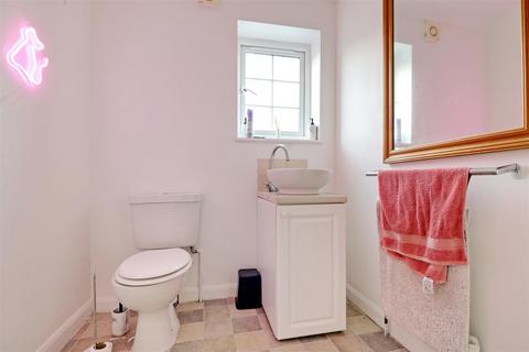 4 bedroom end of terrace house for sale, Dartmouth Crescent, Brighton