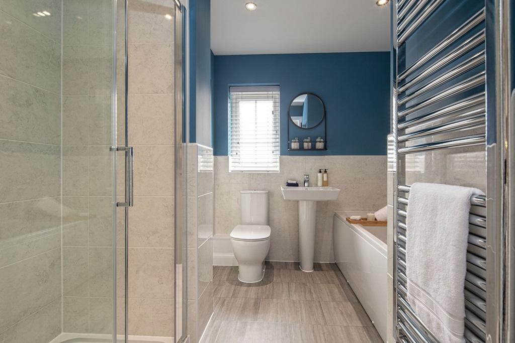 Family bathroom in the Chelworth 4 bedroom home