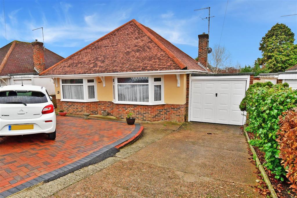 Greenfield Close, Southwick... 2 bed detached bungalow £425,000