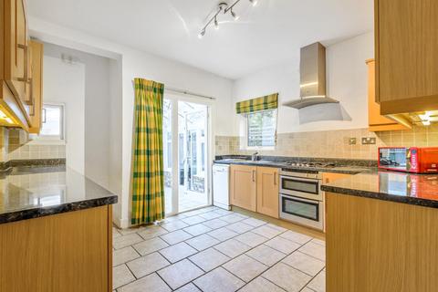 59 Trinity Road, London, SW19 8QY