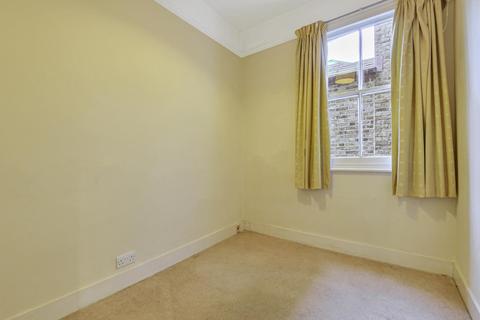 59 Trinity Road, London, SW19 8QY