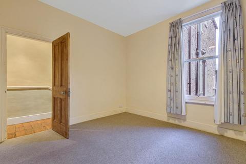 59 Trinity Road, London, SW19 8QY
