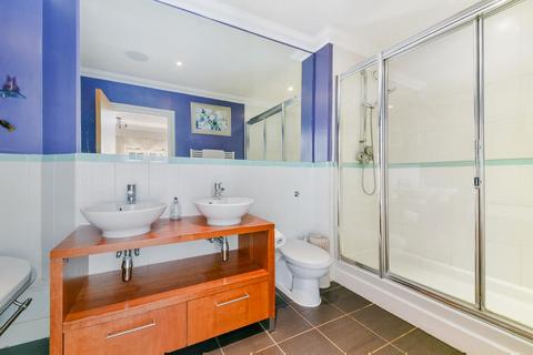 1 Dorrington Way, Beckenham, BR3 3GU