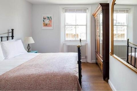2 bedroom flat for sale - Cleveland Street, Marylebone