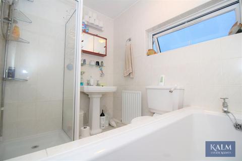 68 Yardley, Letchworth Garden City, SG6 2ST