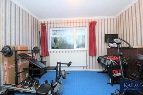 68 Yardley, Letchworth Garden City, SG6 2ST