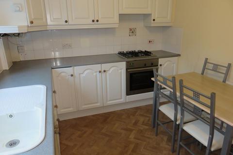 3 bedroom end of terrace house to rent, Cecil Street, Barnoldswick BB18