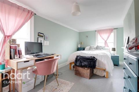 2 bedroom flat to rent - Solon Road, London