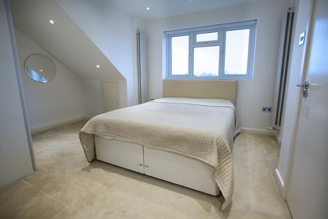 3 bedroom flat for sale - Grasmere Avenue,  Wembley, HA9