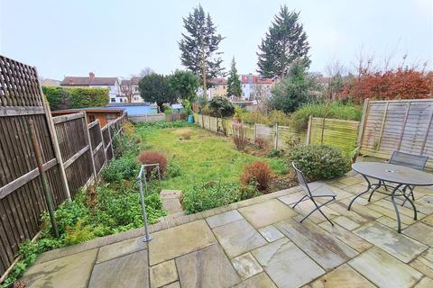68 Oxford Road, Carshalton, SM5 3QY