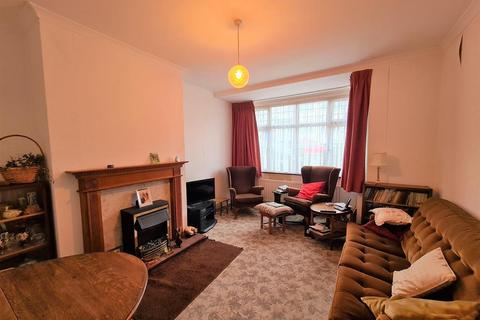 68 Oxford Road, Carshalton, SM5 3QY