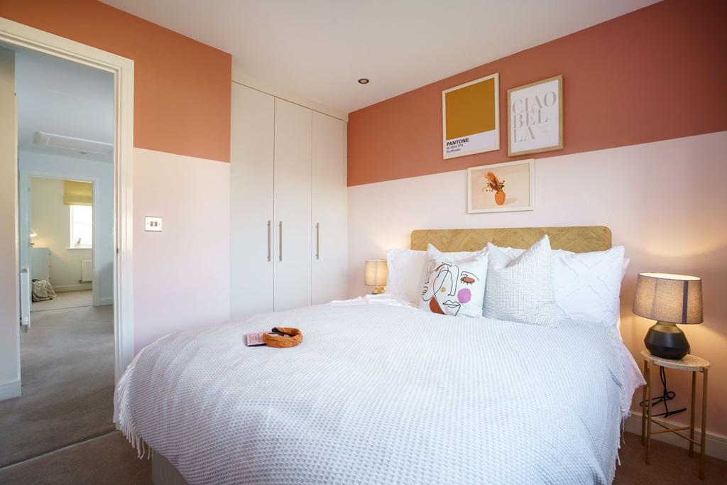 Double bedroom with space for fitted wardrobes