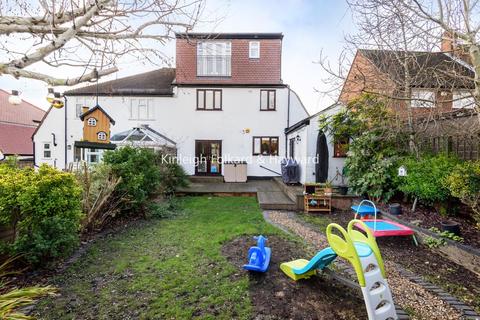 21 Balder Rise, London, SE12 9PF