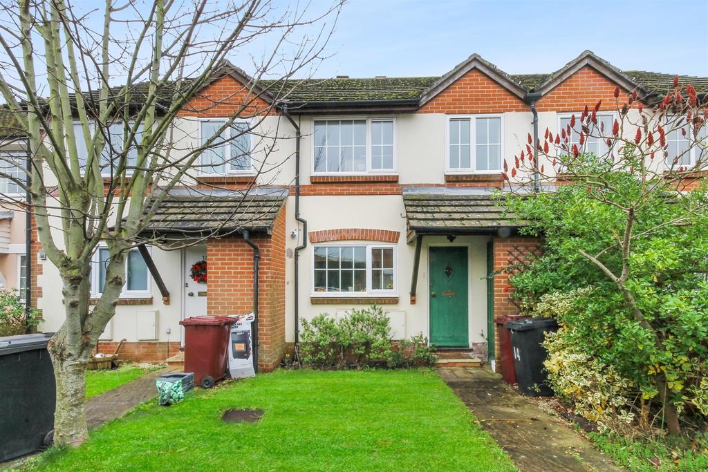 3 bedroom Terraced House in Tangmere 3 bed terraced house £285,000