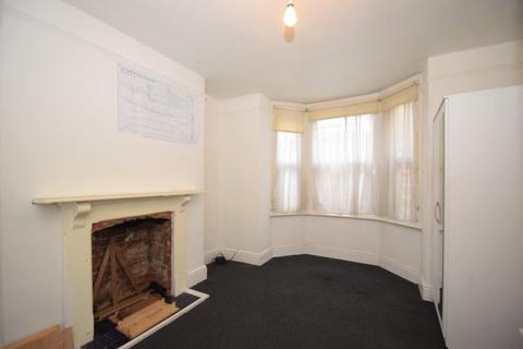 55 Burrell Road, Ipswich, IP2 8AH