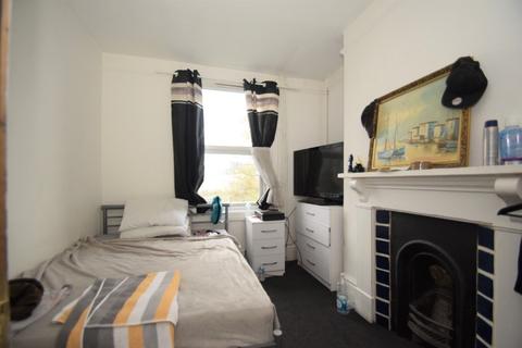55 Burrell Road, Ipswich, IP2 8AH